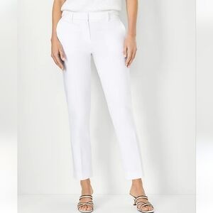 Theory cropped white straight leg slash pockets ankle chinos pants Size 4‎